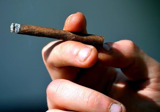 Mini Cigars: A World of Flavor and Convenience