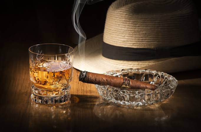Cigar and Beverage Pairings: Elevating Your Smoking Experience
